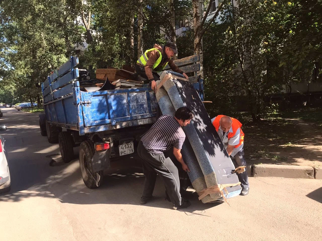 Профессиональный вывоз крупногабаритного мусора в Похвистневе в октябре