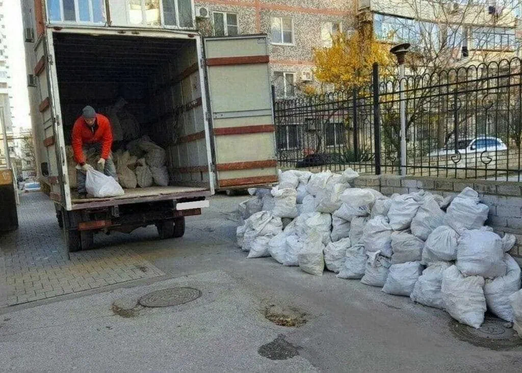 Вывоз мусора после переезда в Похвистневе в октябре