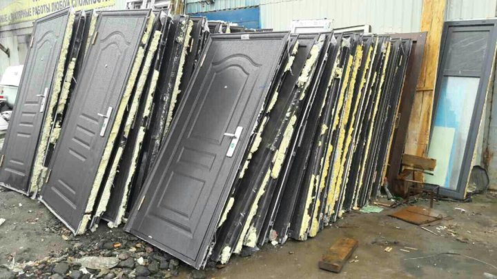 Вывоз металлических дверей с утилизацией в Похвистневе в октябре