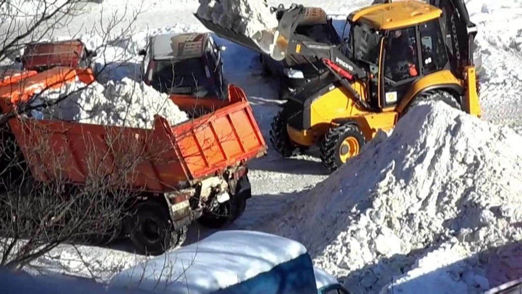 Вывоз снега с погрузкой в Похвистневе для организаций и частных лиц в октябре