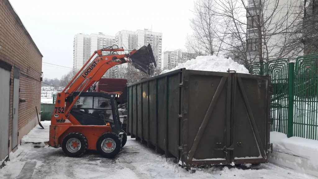 Вывоз снега контейнерами в Похвистневе — цена от 3281 руб., заказать контейнер для снега в ПроМусор